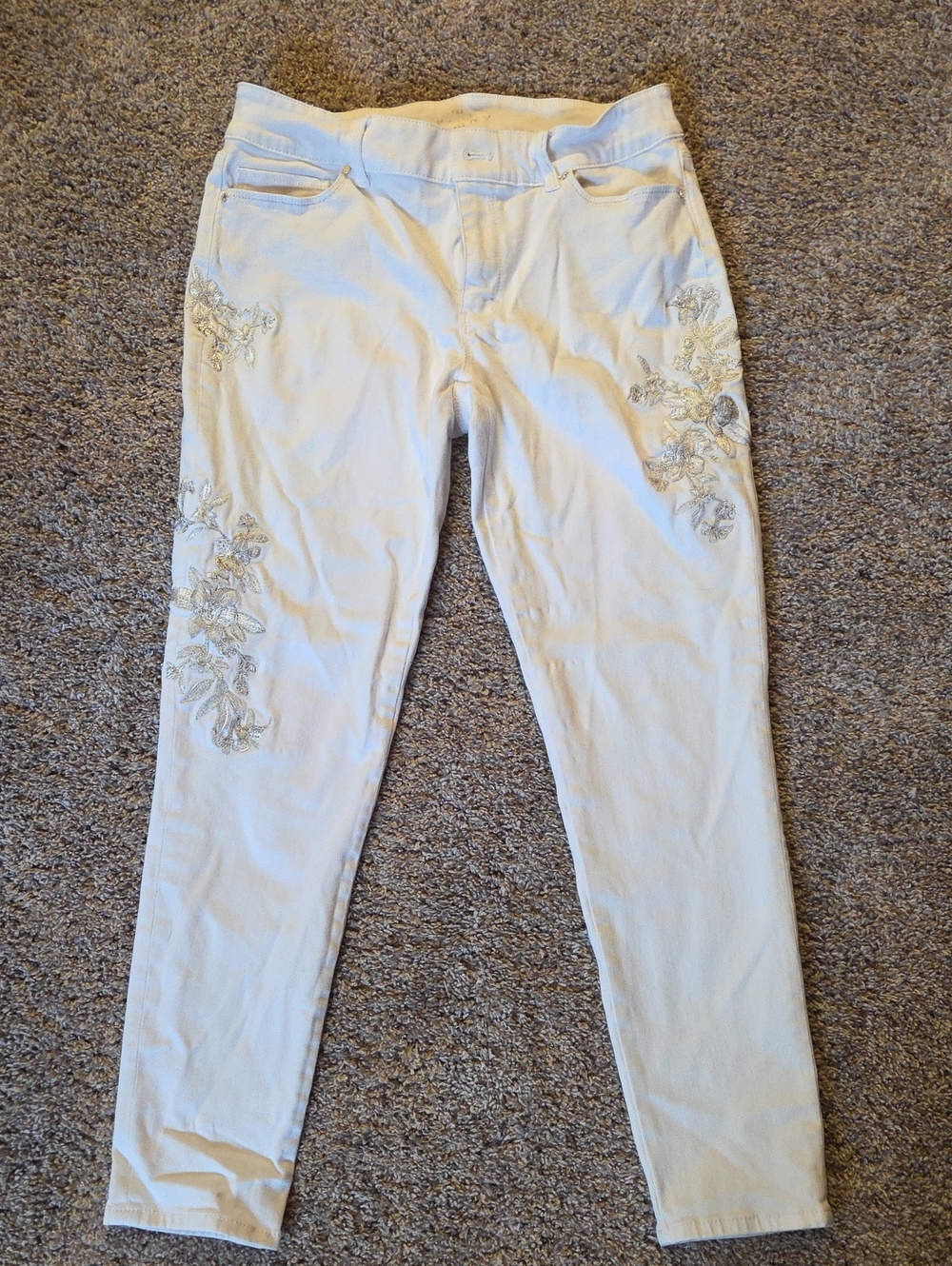 White House Black Market Embroidered Skinny Crop Jeans Women's Size 8
